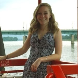 Meet your Posher, Jaclyn